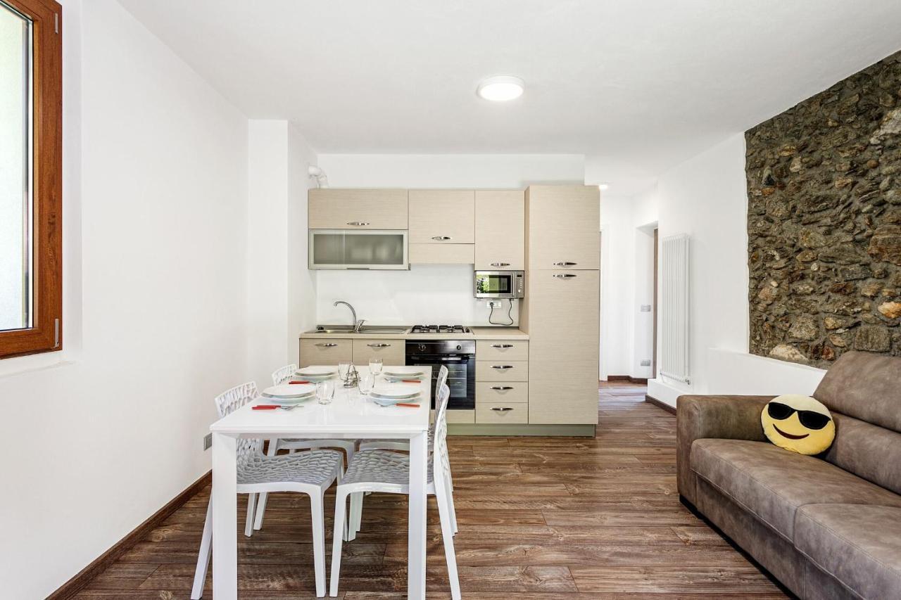 Cremia Suits By Halldis Buitenkant foto