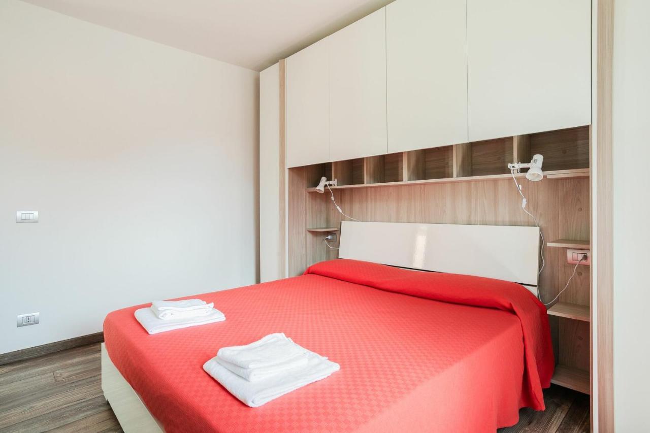 Cremia Suits By Halldis Buitenkant foto