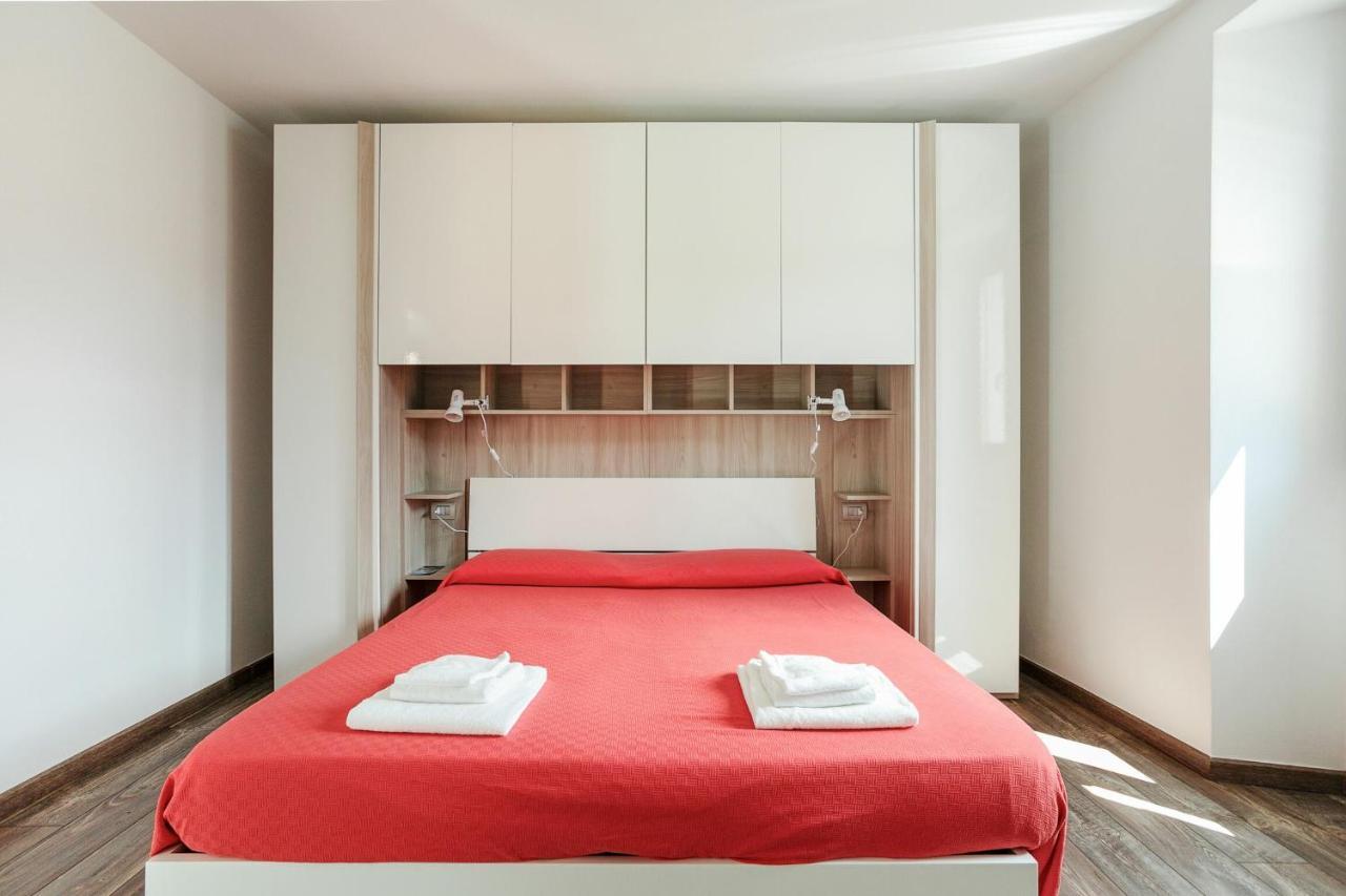 Cremia Suits By Halldis Buitenkant foto